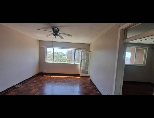1.5 BEDROOM FLAT FOR SALE IN GLENWOOD